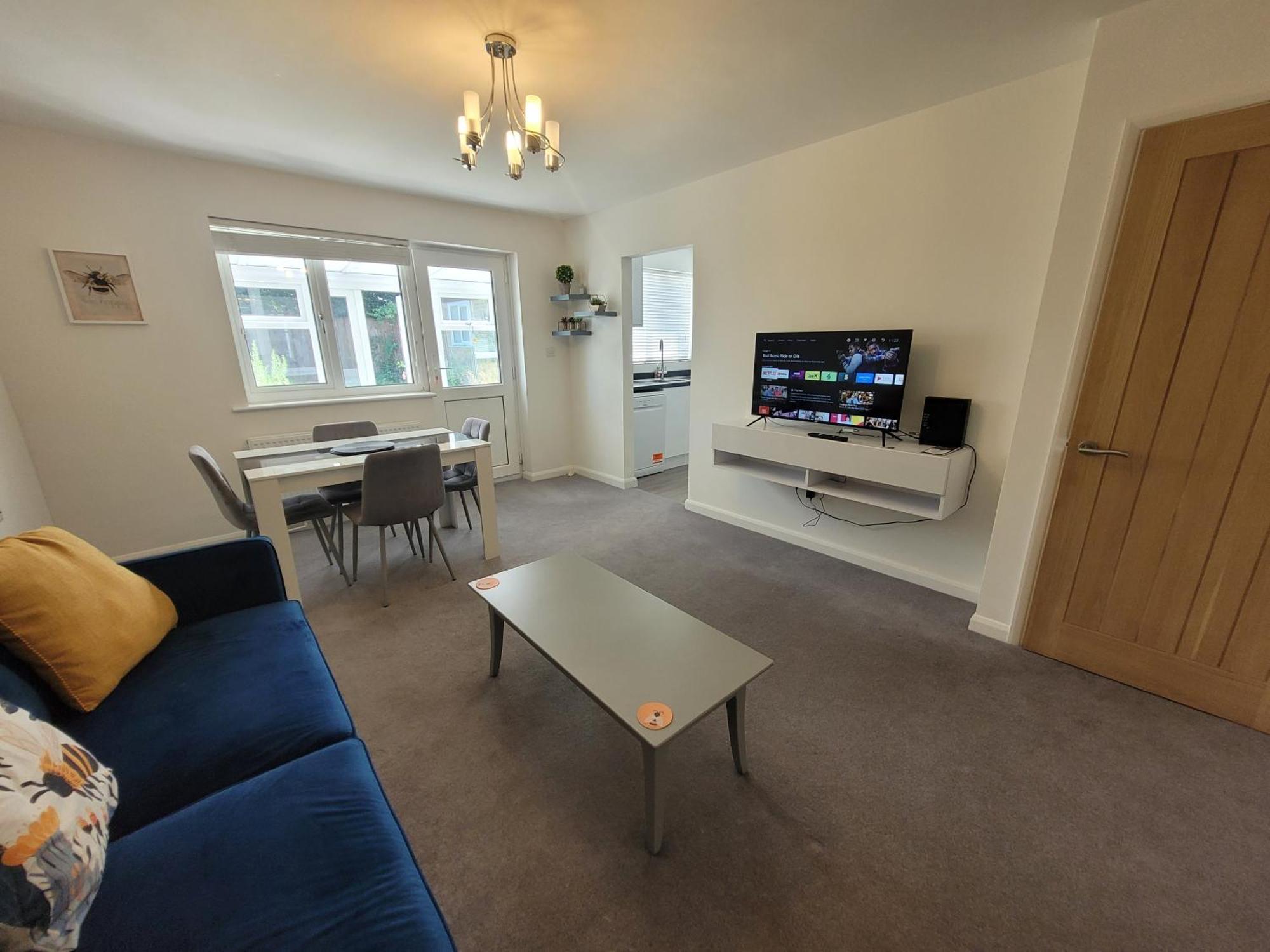 Bumblebee Bungalow - With Separate Office And Gaming Space By Catchpole Stays Colchester Exteriér fotografie