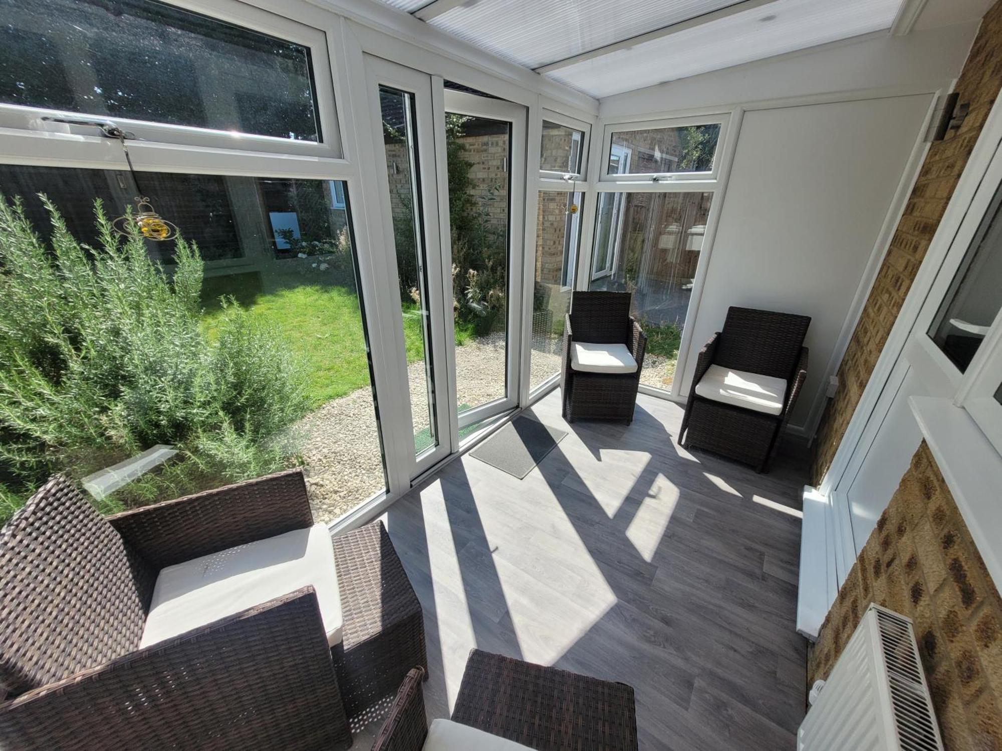 Bumblebee Bungalow - With Separate Office And Gaming Space By Catchpole Stays Colchester Exteriér fotografie
